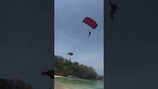 Skydiving landing in contadora island [upl. by Clotilde86]