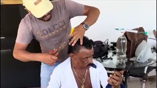 CHARLLES LEVA BARBEIRO PARA CORTAR O CABELO DE TIRINGA ðŸ˜‚  COMÃ‰DIA SELVAGEM [upl. by Ybor76]