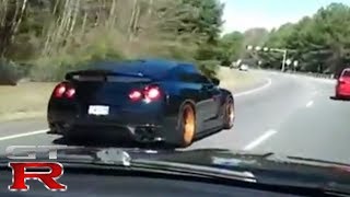 フルチューンR35 GTRが高速道路で驚異の加速を見せつける [upl. by Keppel]