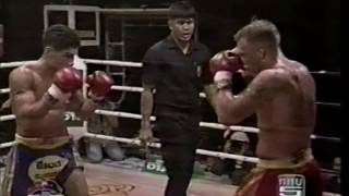 Ramon Dekkers vs Saimai Chor Suananant [upl. by Enorel]