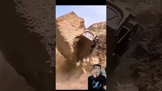 A dump truck tertimpa batu besar feedshorts shortsvideo [upl. by Thilde]