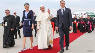 Telewizja Republika  ŚDM  Lądowanie Papieża Franciszka w Krakowie 20160727 [upl. by Robenia]