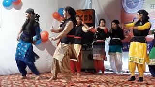 Shilpa Shimle Waliye  Beautiful Dance By Himachali Girls [upl. by Anna]