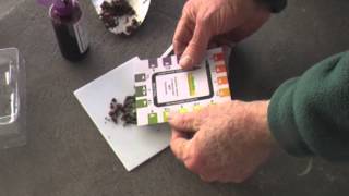 SOIL PH TESTING USING MANUTEC PH TEST KIT [upl. by Eugor]