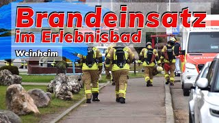 Feuerwehreinsatz im Erlebnisbad Miramar in Weinheim  Brand in der Küche [upl. by Nnairrek763]