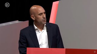 Rubiales pide al TAD el archivo de su expediente y denuncia su quotlinchamientoquot [upl. by Azmah]