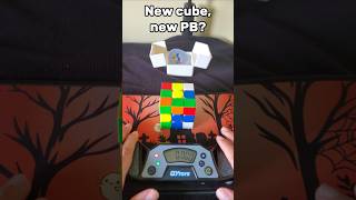 2nd day of using the Tornado V4and this happened rubikscube cfop tornadov4 [upl. by Arleta]