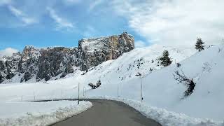 Discesa dal Passo Giau innevato [upl. by Stirling207]