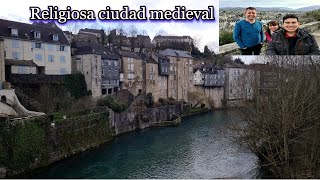 Una religiosa ciudad medieval en los Pirineos OloronSainteMarie [upl. by Brandais]