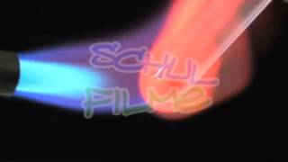 Exotherme chemische Reaktionen  Trailer Schulfilm Chemie [upl. by Tod97]