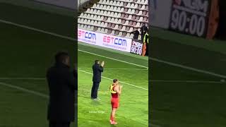 Mister Pep Clotet esce dallo Stadio tra gli applausi Trieste [upl. by Assenahs]