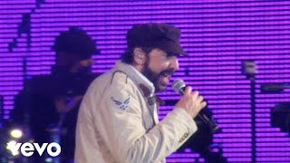 Juan Luis Guerra  Bachata Rosa Live [upl. by Necyrb852]