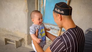 CaregiverChild Interactions with Narration  Kyrgyz Republic Spanish – Responsive Care Series [upl. by Ruffo206]