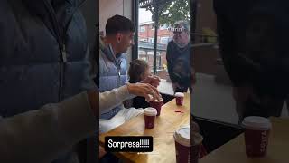 El tierno video del papá del Dibu Martínez sorprendiendo a sus nietos [upl. by Gail582]