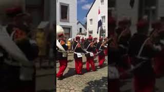 Sainte Cecile tijdens de processie met de bronk in Eijsden [upl. by Wadleigh747]