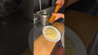 Cacio e Pepe simple easy dish peppinos fyp pasta cheese food cooking [upl. by Walcott324]