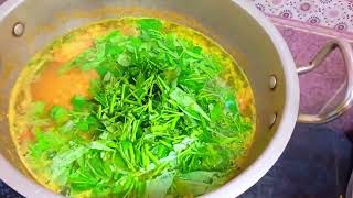 খুব সহজ রেসিপি শাক দিয়ে ডাল রান্না easy recipe [upl. by Farland]