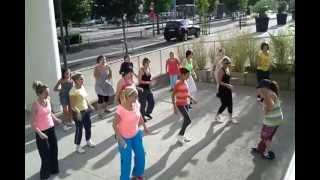 ZUMBA PRISCA CAENLOCO [upl. by Eillam422]