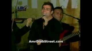 Amr Diab  LG concert 2002 Ana Aktar Wahed [upl. by Nykal812]