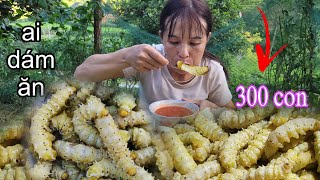 Cooking silkworms and eating them with their antennae is very delicious [upl. by Sewole67]