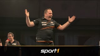 Darts WM 2023 Dirk van Duijvenbode siegt im Sudden Death mit 43  SPORT1 DARTSWM 2023 [upl. by Domela]