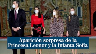 Aparición sorpresa de la Princesa Leonor y la Infanta Sofía [upl. by Tisha]