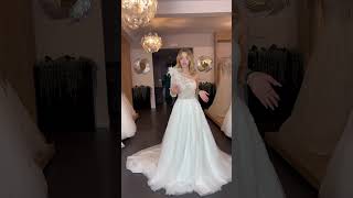 Suknie ślubne trendy 2025 wedding weddingdress sukniaslubna [upl. by Eirol703]