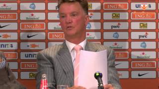 Van Gaal Seedorf Ik denk het niet maar je weet nooit [upl. by Enylcaj442]