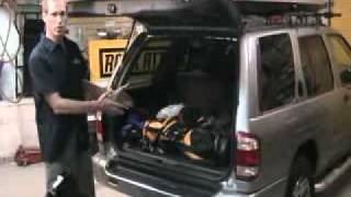 Thule 914 Roadway 4Bike Carrier Demo by Rack Attack [upl. by Aneerb460]