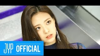 ITZY quot달라달라DALLA DALLAquot  MV BEHIND Yuna [upl. by Uliram195]