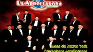 Luces de Nueva York  La Arrolladora Banda el Limón [upl. by Enneite]