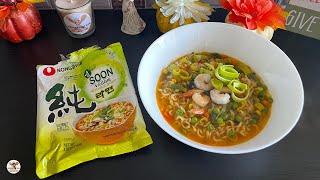 Delicious Vegan Ramen  Nongshim Soon Veggie Noodle Soup  رامين نباتي لذيذ  농심 순라면 멀티 [upl. by Eneleh]