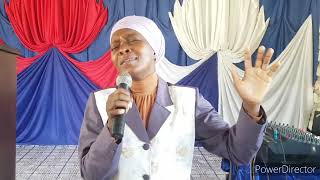 MWAMBIE YESU ATAKUSHINDIA BY PST LYDIA PURITY AT UKUNDA MAIN ALTAR [upl. by Herwin636]