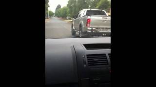 Vw Polo 16 vs Toyota Hilux 30 D4D [upl. by Aimac]