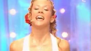 Lorie  Sur Un Air Latino Live  Chanter La Vie 28092003 [upl. by Stephen]