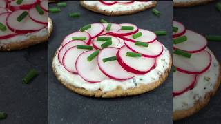 Tartelettes RadisFromage frais  Recette [upl. by Carbrey]