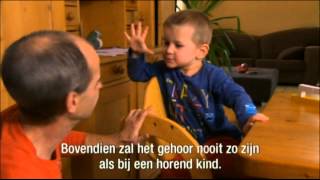 Ouders dove kinderen willen geen implantaat [upl. by Wolenik]