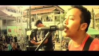 TOO WEAK TO DANCE  MEMPERTAHANKAN SADAR OFFICIAL FOOTAGE VIDEO [upl. by Goodhen53]