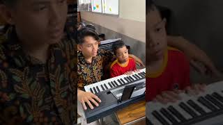 Bermain Piano piano keyboard alatmusik music sekolahdasar shortvideo fyp sekolah playnlearn [upl. by Brottman]