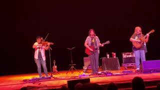 Shit Kickin’  Indigo Girls Amy Ray Emily Saliers Lyris Hung Collinswood NJ 102321 [upl. by Ppik]