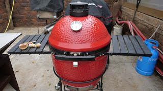 KAMADO JOE  Jak topit v keramickém grilu nastavení pro různé teploty [upl. by Alleuqram]