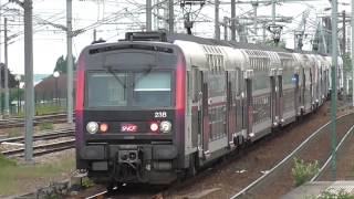 Z8800 livrée Carmillon  Départ de la gare de Pontoise sur la ligne C du RER [upl. by Rialc]