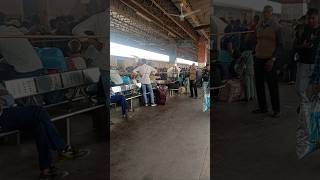 Anand vihar platform5 anandviharterminal 41124 05284 anvttomuzaffarpur train trevaling [upl. by Arteid208]