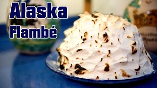 Alaska Flambe o Tarta de Helado con Merengue y Bizcocho Flambeado [upl. by Aerdnaz]