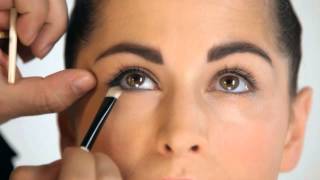 How to Apply Gel Eyeliner [upl. by Leirud]