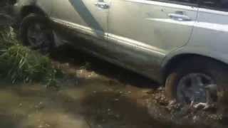 Toyota Highlander off road 4x4 [upl. by Ulrick780]