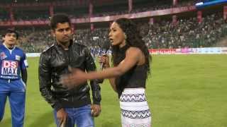 Indian Cricketer Vinay Kumar Karbonn Kamaal Catch  CCL4 [upl. by Edak]