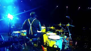 Lester Estelle Drum cam Kelly Clarkson quotWalkawayquot [upl. by Legra]