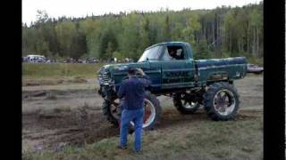 2010 dennis hiatt memorial mud bogs endako bc [upl. by Brenan740]