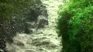 Cyclone DINA à lîle de La Réunion  Janvier 2002 [upl. by Eema]